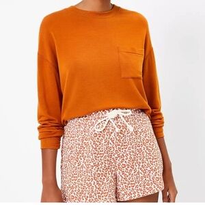 So cute!  Excellent condition Lou & Grey cotton drawstring shorts.